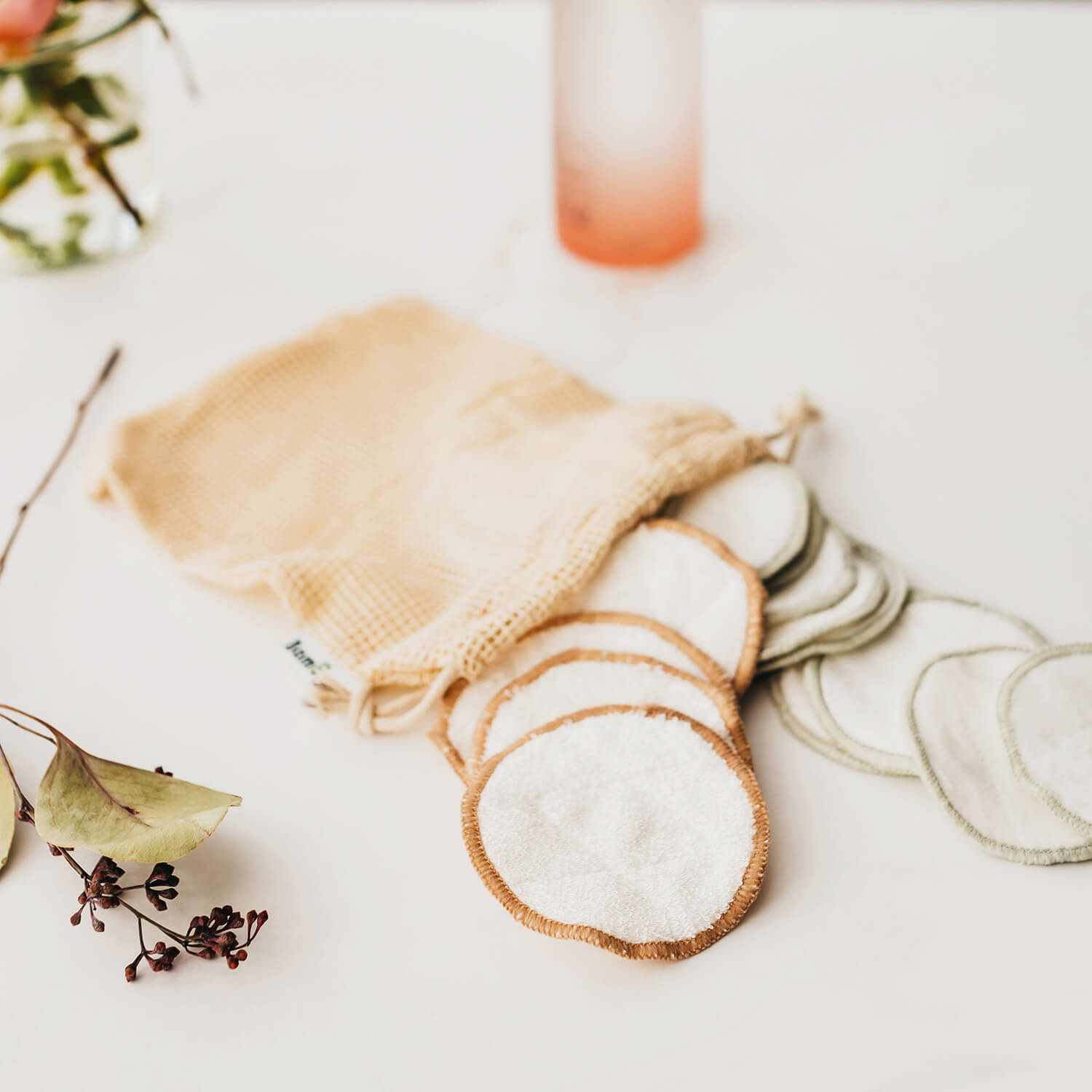 10 Reusable makeup pads